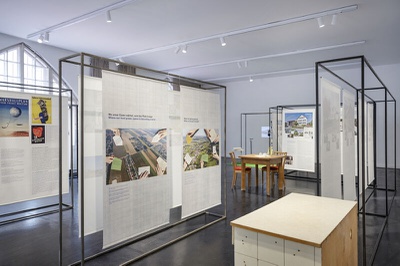 Suburbia: Gebaute Träume. Zukunft Einfamilienhaus, eine Ausstellung des Architekturzentrum Wien im afo