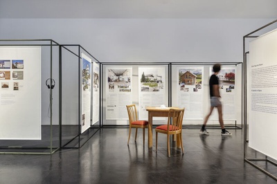 Suburbia: Gebaute Träume. Zukunft Einfamilienhaus, eine Ausstellung des Architekturzentrum Wien im afo
