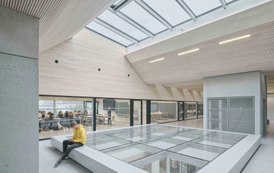 HTL Bau und Design, Aufstockung, Innsbruck, 2016 – 2021 (Architektur: ao-architekten)