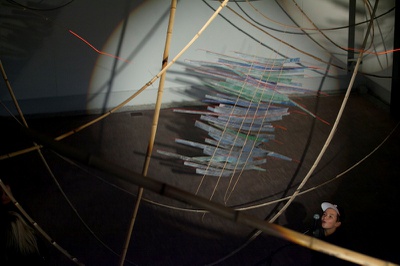 LUFTWURZLER - EINE INSTALLATION MIT BAMBUS – von Anna Rubin