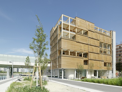 Forum am Seebogen, Wien (heri & salli) – © Paul Ott Forum am Seebogen, Wien (heri & salli)
