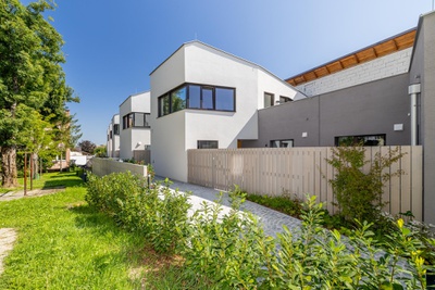 ORTE_bauvisite_ stadthaeuser_guntramsdorf_ X42 architektur – © Charly Steiner ORTE_bauvisite_ stadthaeuser_guntramsdorf_ X42 architektur