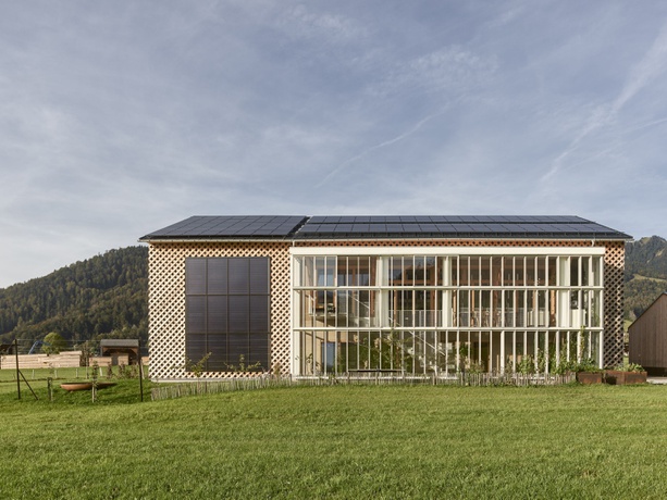 Preisträger: Denkwerstätte Hittisau | Georg Bechter Architektur – © Foto: Kurt Hörbst Preisträger: Denkwerstätte Hittisau | Georg Bechter Architektur