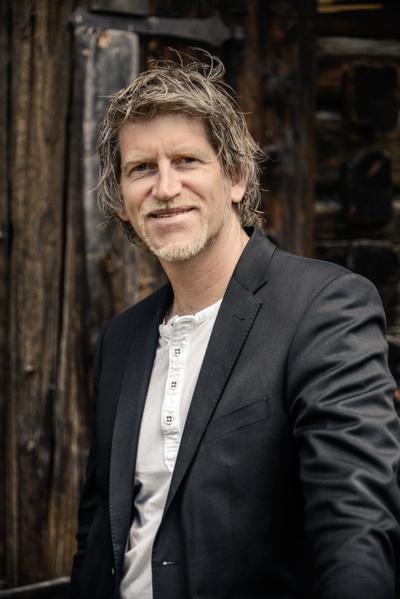 Konsequent – Menschlich – Sexy Architekt Tom Lechner