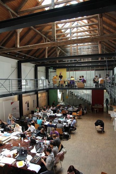 Sprungturm