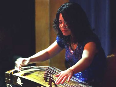 Xu Fengxia - ghuzeng, voice