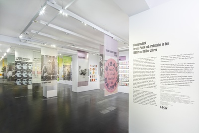 Ausstellungsansicht "Bildungsschock" im vai