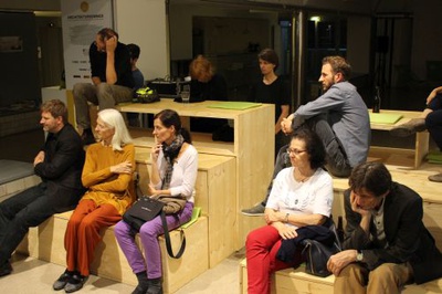 A house is not a house is not a house 29.07.2015