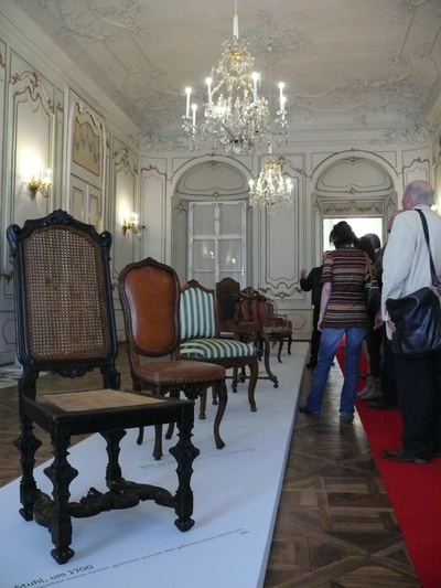 Häuser schaun 25.04.2012: Museum im Palais, Riegler Riewe Architekten