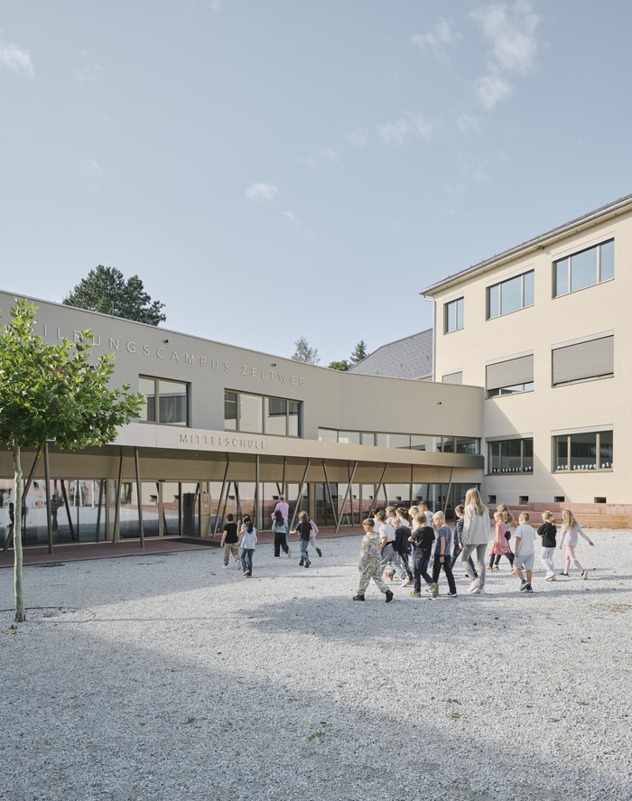 Bildungscampus Zeltweg, Zeltweg; Bauherr:in: Stadtgemeinde Zeltweg Immobilien GmbH & Co KG; Architektur: ARGE reitmayr architekten – balloon architekten ZT-OG