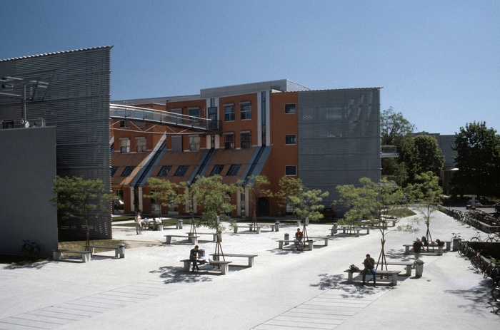 Studienzentrum, Szyszkowitz · Kowalski, Graz 2000