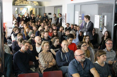 Artifacts of a Parallel Ecology*: 28.10.2015