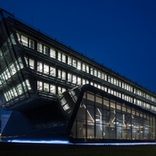 Raiffeisenlandesbank Headquarter in Raaba