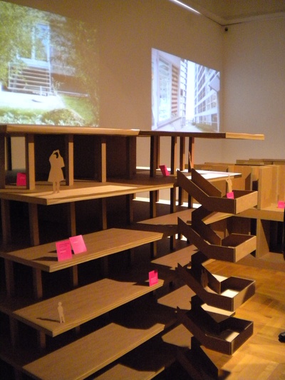 Häuser schaun: Ausstellung Wohnmodelle. Experiment und Alltag im stadtmuseumgraz sowie Terrassenhaussiedlung / Werkgruppe Graz 1972 - 1978