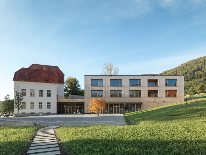 LFS Grottenhof | Caspar Wichert Architektur, OSNAP Open South North Architecture Practice - Graz  2023 | Anerkennung Architekturpreis des Landes Steiermark 2025