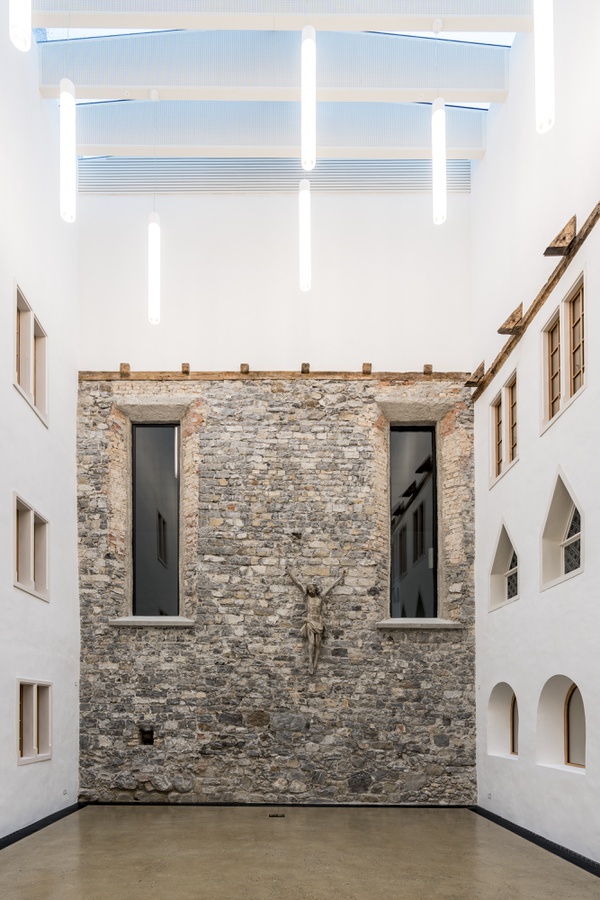 Propstei St. Gerold, Atrium, HK Architekten, Hermann Kaufmann + Partner ZT GmbH, Foto: © Roland Wehinger, 2024