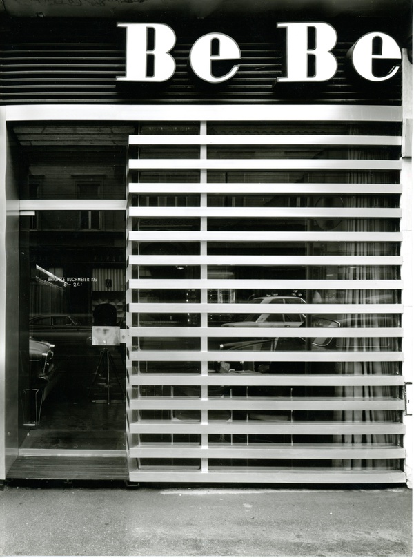 Cafe Be Be, Fassade, Foto: © Archiv für Baukunst der Universität Innsbruck (Nachlass Stigler), 1966 Cafe Be Be, Fassade, Foto: © Archiv für Baukunst der Universität Innsbruck (Nachlass Stigler), 1966