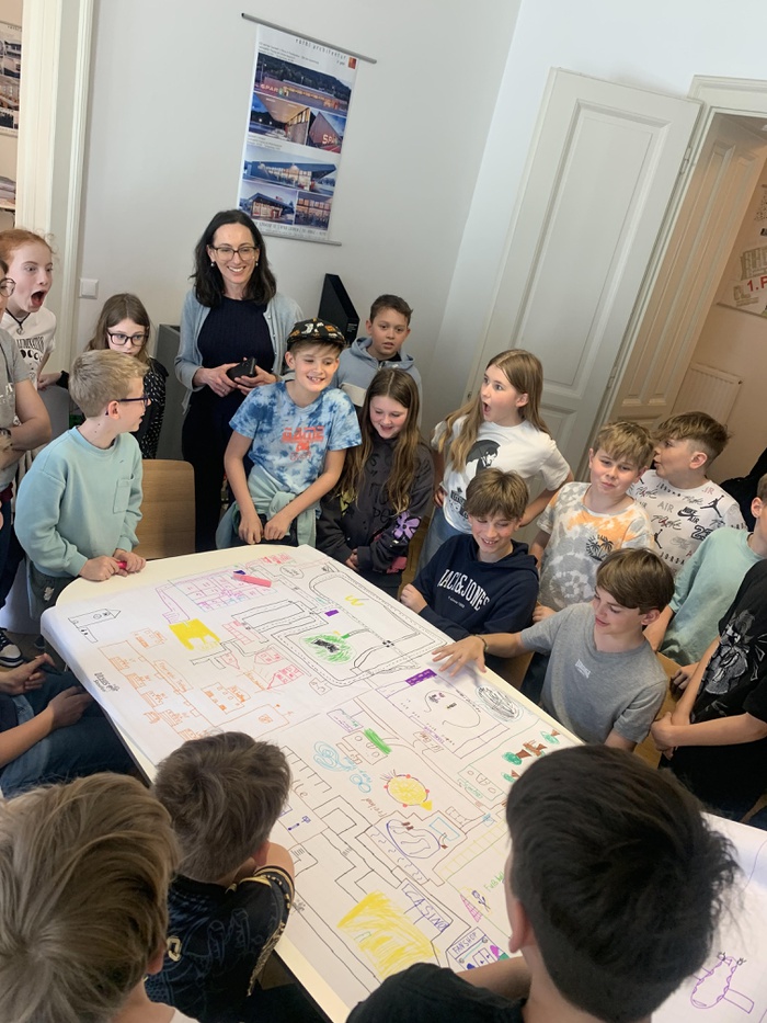 Kinder entwerfen ihre Stadt, Workshop im Architekturbüro, röthl architektur zt gmbh, Foto: © Magdalena Röthl, 2024