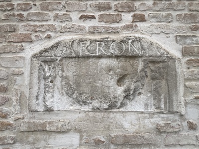 ORTE_Gefuehrter Rundgang _Getreidespeicher _ Schüttkasten Gut Petronell Fassadendetail