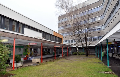 Städtebauliches Ensemble "Südstadt" - Maria Enzersdorf, Generalplanung: Gustav Peichl, Wilhelm Hubatsch und Franz Kiener, 1960-1976