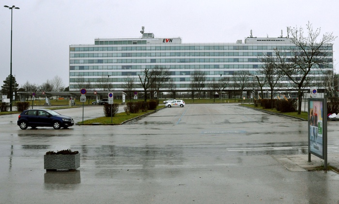 "Verwaltungsgebäude EVN" - Maria Enzersdorf, Planung: Gustav Peichl, Wilhelm Hubatsch und Franz Kiener, 1962