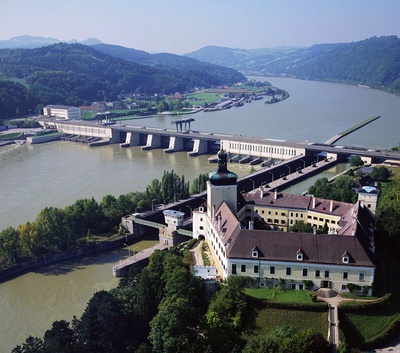 Kraftwerk Ybbs – © Laufkraftwerk Ybbs-Persenbeug
Foto: © VERBUND Kraftwerk Ybbs