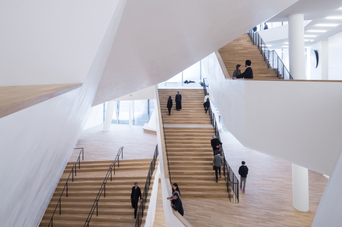 Treppenhaus - Elbphilharmonie, Hamburg; Architektur: Herzog & De Meuron