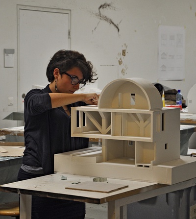 Arbeit am Modell eines Hauses von Kazuo Shino­hara in Uehara, Tokyo (1973 – 76), 2012