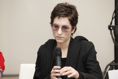 Flora Neuwirth