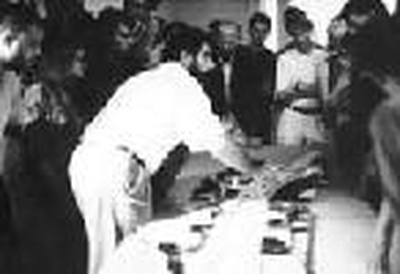 Workshop mit K.Kada, E. Miralles u. C. Pinos, Foto Ausstellungskatalog, S. 8