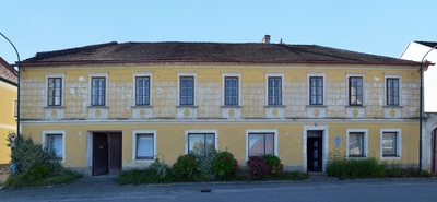 ehemalige Strickerein in Hirschbach – © Hiedrun Schlögl ehemalige Strickerein in Hirschbach