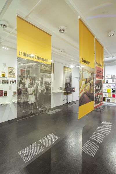 Ausstellung "Bildungsschock" im vai