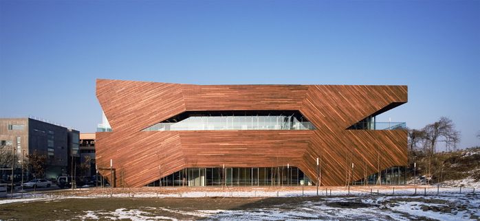 Dulnyouk Publishers, Architektur: Foreign Office (Alejandro Zaera-Polo + Farshid
Moussavi)