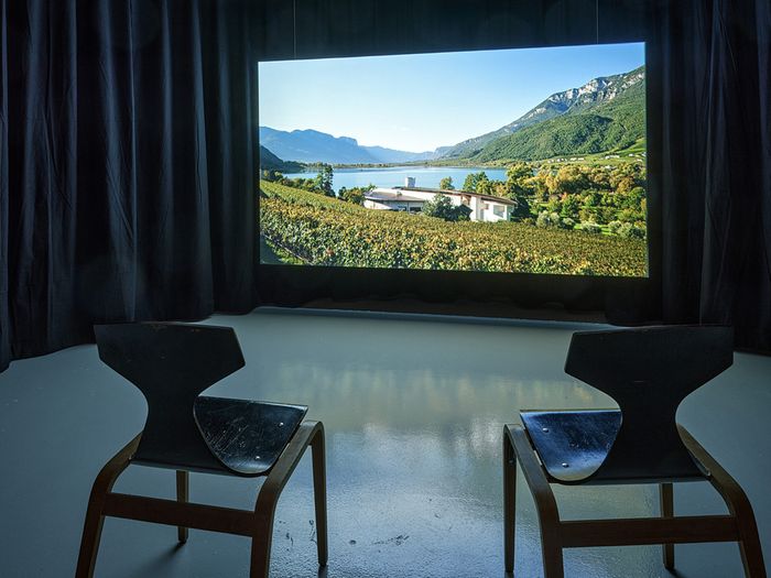 Blick in die Ausstellung "Über Othmar Barth"