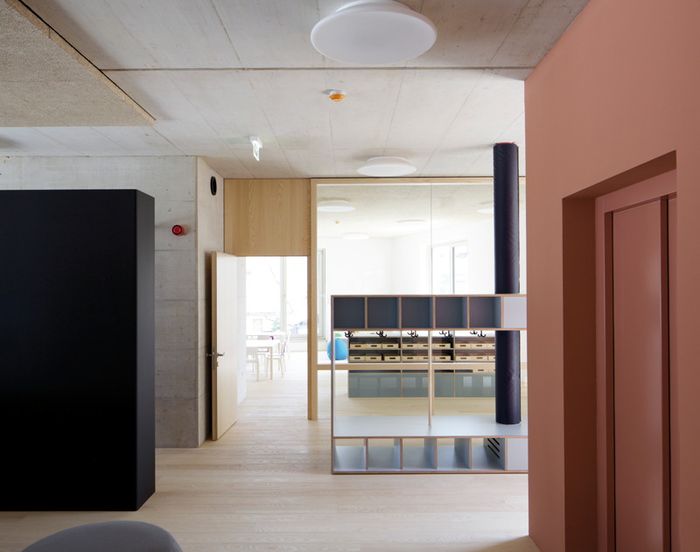 Haus für Kinder und Dorfplatz, Inzing