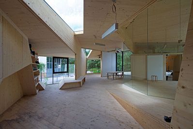 Die Kunst- und Architekturschule BILDING – Foto: Günter R. Wett