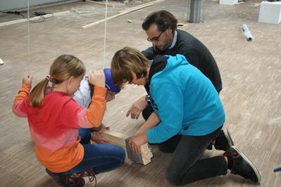 ÖFFENTLICH-PRIVAT-RAUM SCHAFFEN