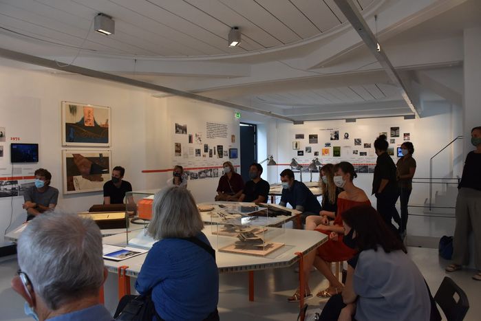 Führung durch die Ausstellung "Widerstand und Wandel" mit Charly Pfeifle