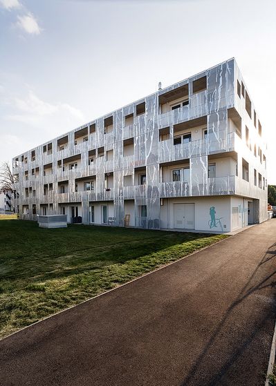 JUWO Baden - Rotes Kreuz-Gasse, Baden, 2017