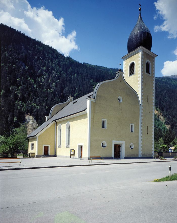 Herz-Jesu-Kirche, Huben (Entwurf: Lois Welzenbacher)