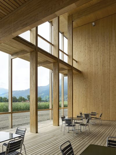 LANDWIRTSCHAFTLICHES ZENTRUM. Salez (CH). von Andy Senn (St. Gallen)