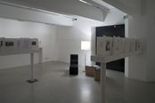 Blick in die Ausstellung "Friedrich Kiesler: Ausstellung als Wahrnehmungsapparat"
