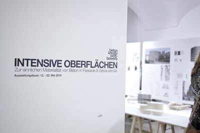 Eröffnung Intensive Oberflächen