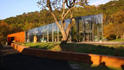 Arche Guntrams, Schwarzau am Steinfeld; Halbritter Hillerbrandt Architekten; 2016