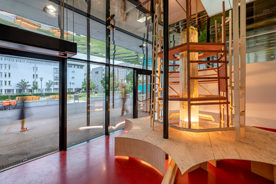 Grüße aus Linz, Installation am Grünmarkt 2020 - Silke Brösskamp