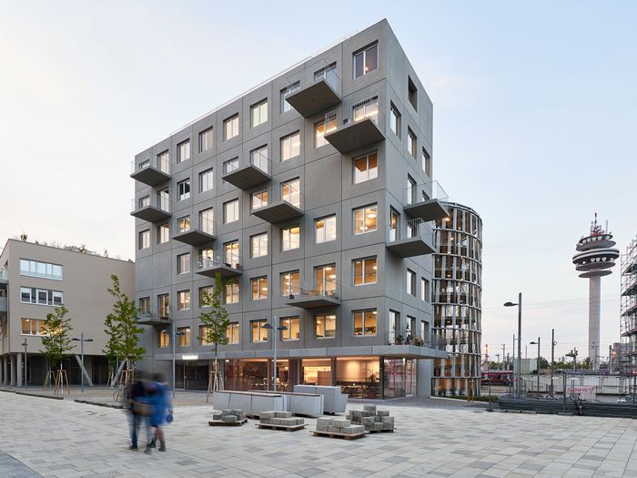 Stadtelefant, Franz und Sue ZT GmbH
