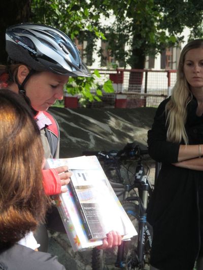 Musterbauten, Bombenschäden, Denkmäler – Geführte Radtour in Klagenfurt
