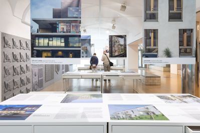 Ausstellungsansichten "Fortschritt zu Wohnbau"