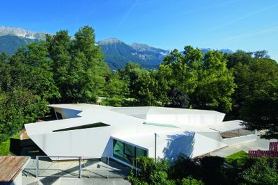 »bilding« Kunst- und Architekturschule | Innsbruck (2015) Bauherr: bilding Kunst- und Architekturschule Architektur & Freiraumplanung: ./studio3 – Institut für experimentelle Architektur | Universität Innsbruck