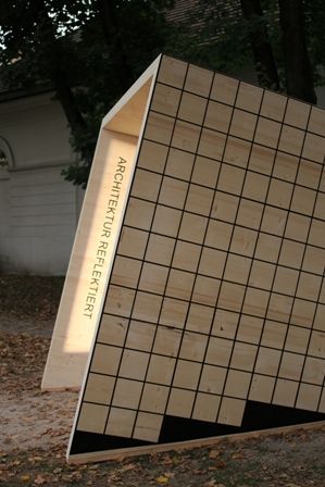 Skulptur: Architektur reflektiert